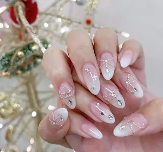 ネイル Lee Nailsのネイルデザイン