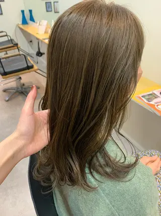 ミディアム カラー AR.MARA サトウヒカルのヘアスタイル