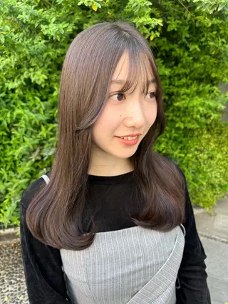 ロング カラー 松浦ゆずき 韓国/ 診断/ダウンパーマのヘアスタイル