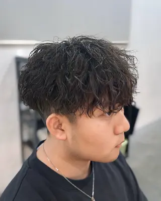 パーマ メンズ RISA/大阪 /フェザーパーマのヘアスタイル