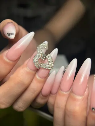 ネイル 個性派NANA ネイルのネイルデザイン