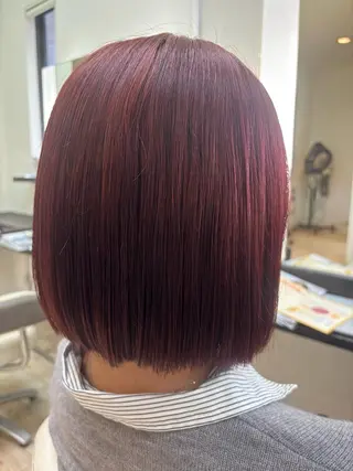 ショート カラー ルプラボウ 石黒よう子のヘアスタイル
