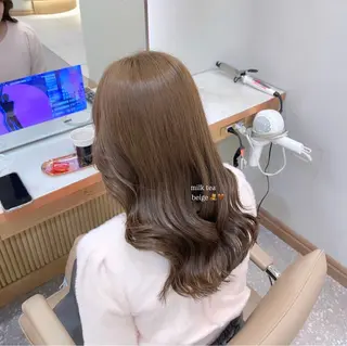 セミロング カラー 穴吹 涼のヘアスタイル