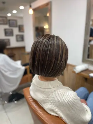 ミディアム カラー Kana .のヘアスタイル