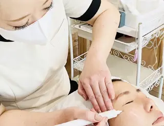 シミケア肌改善専門 トリニエンス新宿店のエステ・リラクイメージ