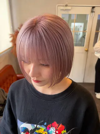 ショート カラー 🫧透明感ケアカラー 守利🫧のヘアスタイル