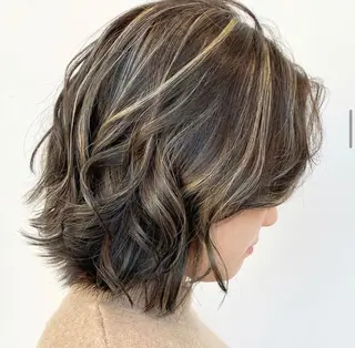 ショート カラー デザインカラーウルフ 宙也のヘアスタイル