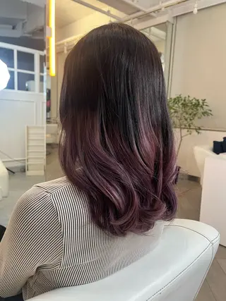 ロング フルカワ リナのヘアスタイル