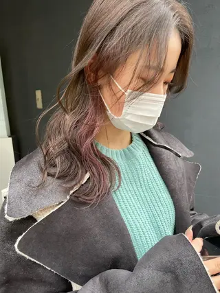 セミロング カラー akane .のヘアスタイル