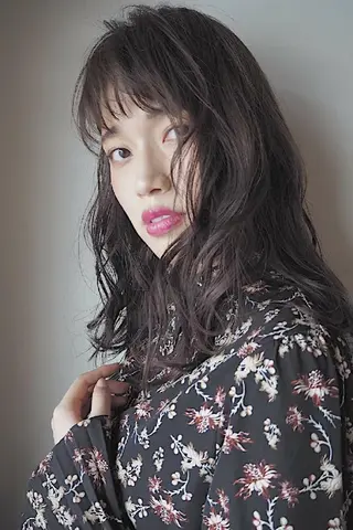 セミロング カラー 【大宮】デザイナー Anne 諳 アンのヘアスタイル