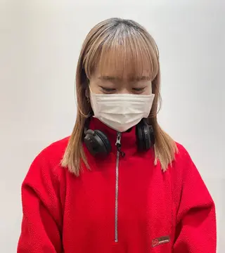 セミロング カラー 狩野 羅夢のヘアスタイル