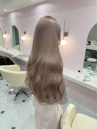 ロング カラー ハイトーンカラー💞 くるみ🎀のヘアスタイル