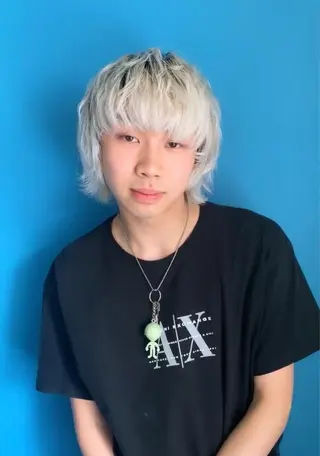 カラー ヘアアレンジ メンズ スパイラルパーマ 🌐hina⭐️のヘアスタイル