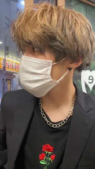 ショート カラー メンズ アイブロウ 限界オタク美容師 💜Natsuki☁のヘアスタイル