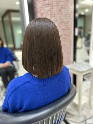 ミディアム パーマ 韓国っぽ透け感カラー マンツーマン🫧なおのヘアスタイル