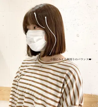 ミディアム カラー オリーブ/アッシュ やわらか透明感カラーのヘアスタイル