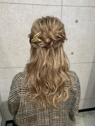 ヘアアレンジ 白髪ぼかし🌈 Ayakoのヘアスタイル