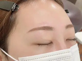 アイブロウ Jr.アイリスト🌈 山本奈緒のマツエク・マツパデザイン