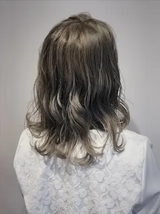 ミディアム 藤井 健のヘアスタイル