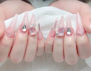 ネイル M🌷nail 長さだし専門店のネイルデザイン