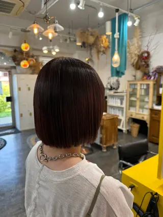 ミディアム LOMARLIE/ NATUMIのヘアスタイル