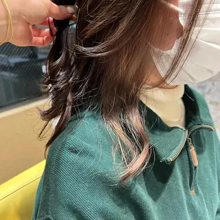 カラー 平山 美緒のヘアスタイル