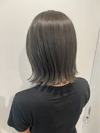 カラー 吉田 美咲のヘアスタイル