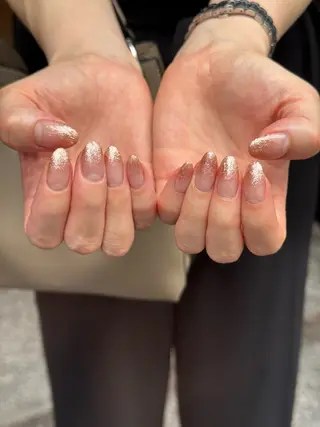 ネイル Refine ネイリスト 坂本のネイルデザイン