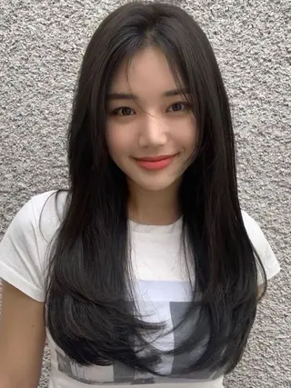 ロング カラー ヘアアレンジ レイヤー×透明感カラ ーHAYATOのヘアスタイル