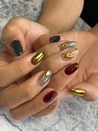 ネイル TOMOMI NAILsのネイルデザイン