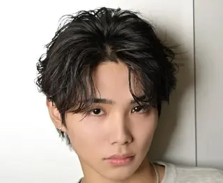 ミディアム 石川 大瑚のヘアスタイル