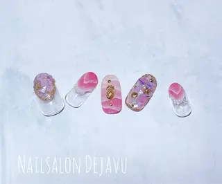 ネイル Nail salon Dejavu 🌿のネイルデザイン