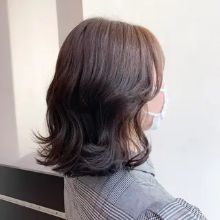 ミディアム カラー 村山 美空のヘアスタイル