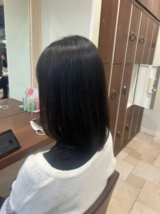 ミディアム 脇野 真琴のヘアスタイル