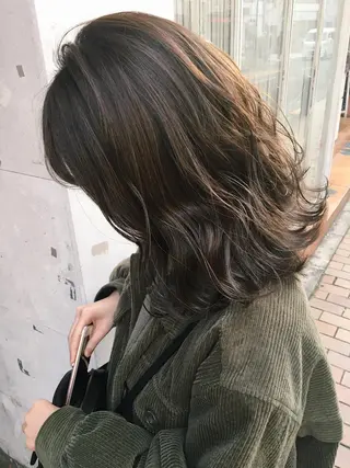 ミディアム 狩野 羅夢のヘアスタイル