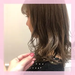 ミディアム カラー 🍒前川 🍒のヘアスタイル
