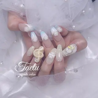 ネイル 𝐓𝐀𝐄𝐓𝐔 💜Ayumiのネイルデザイン