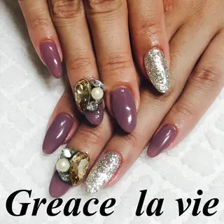 ロング カラー パーマ ヘアアレンジ キッズ ネイル マツエク・マツパ Greace la vie所属・Greace  la vieのネイルデザイン