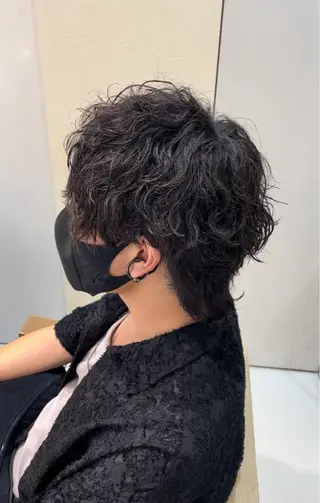 ミディアム パーマ メンズ 本厚木｜縮毛矯正/ 髪質改善/専門サロンのヘアスタイル