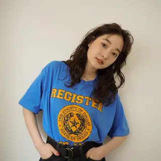 セミロング パーマ mizuho .のヘアスタイル