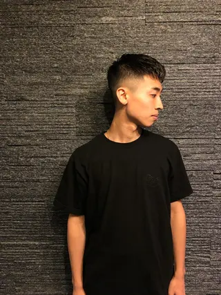 ショート パーマ メンズ 牧 颯斗のヘアスタイル