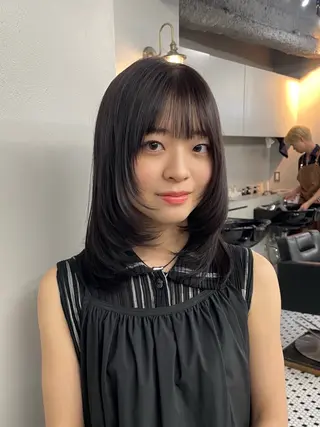 セミロング カラー 新宿/韓国ヘア/ 髪質改善ストレートのヘアスタイル