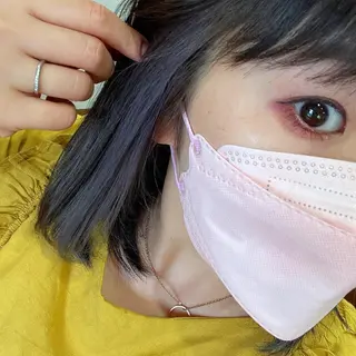 カラー 山田 梓のヘアスタイル
