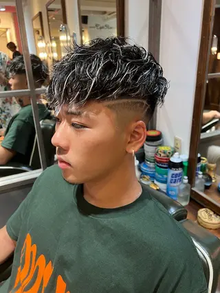 ショート カラー パーマ メンズ 🎱メンズフェード 特化HYOGA🎱のヘアスタイル