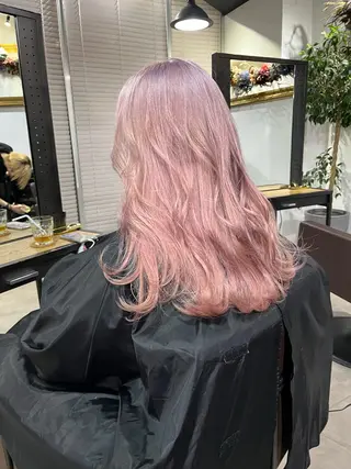 ロング カラー ミルクティーベージュ ブリーチ 店長 清水のヘアスタイル