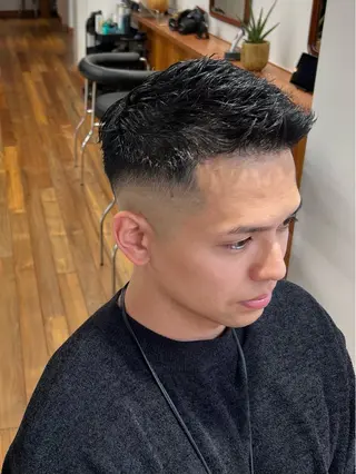 ショート メンズ メンズカット✂️ スキンフェード伊藤陸のヘアスタイル