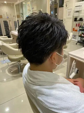 ショート 白髪ぼかしデザイン ハイライト/宮本純登のヘアスタイル