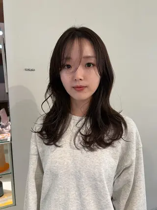 セミロング yuzu / bob shortのヘアスタイル