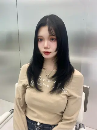 セミロング カラー 🖤韓国･網紅 KOYUKI🖤のヘアスタイル