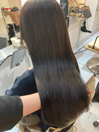 ロング ✨色持ちの良い艶 カラー✨蟹江真世のヘアスタイル